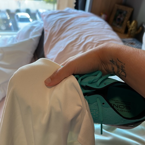 Double Layered Seamless Fabric Square neck Bodysuit - Picture 8 of 8